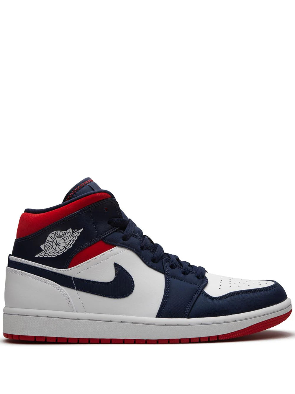 NIKE JORDAN