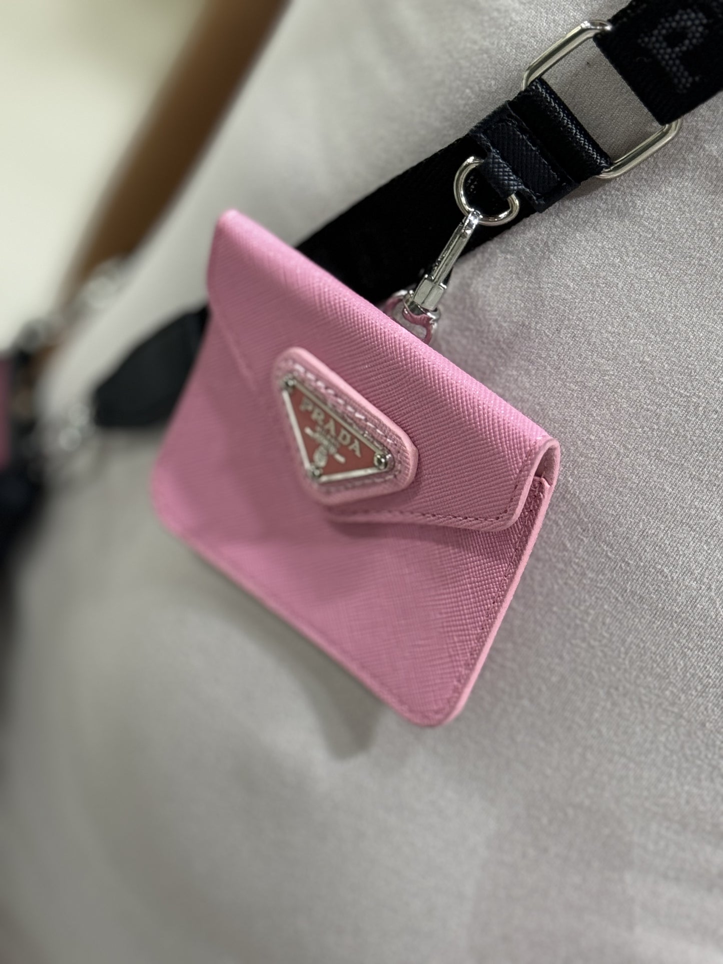 COVER PRADA